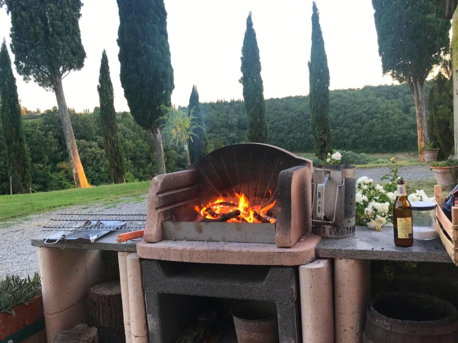 Casa Vacanze Podere Marilla ペッチョリ エクステリア 写真